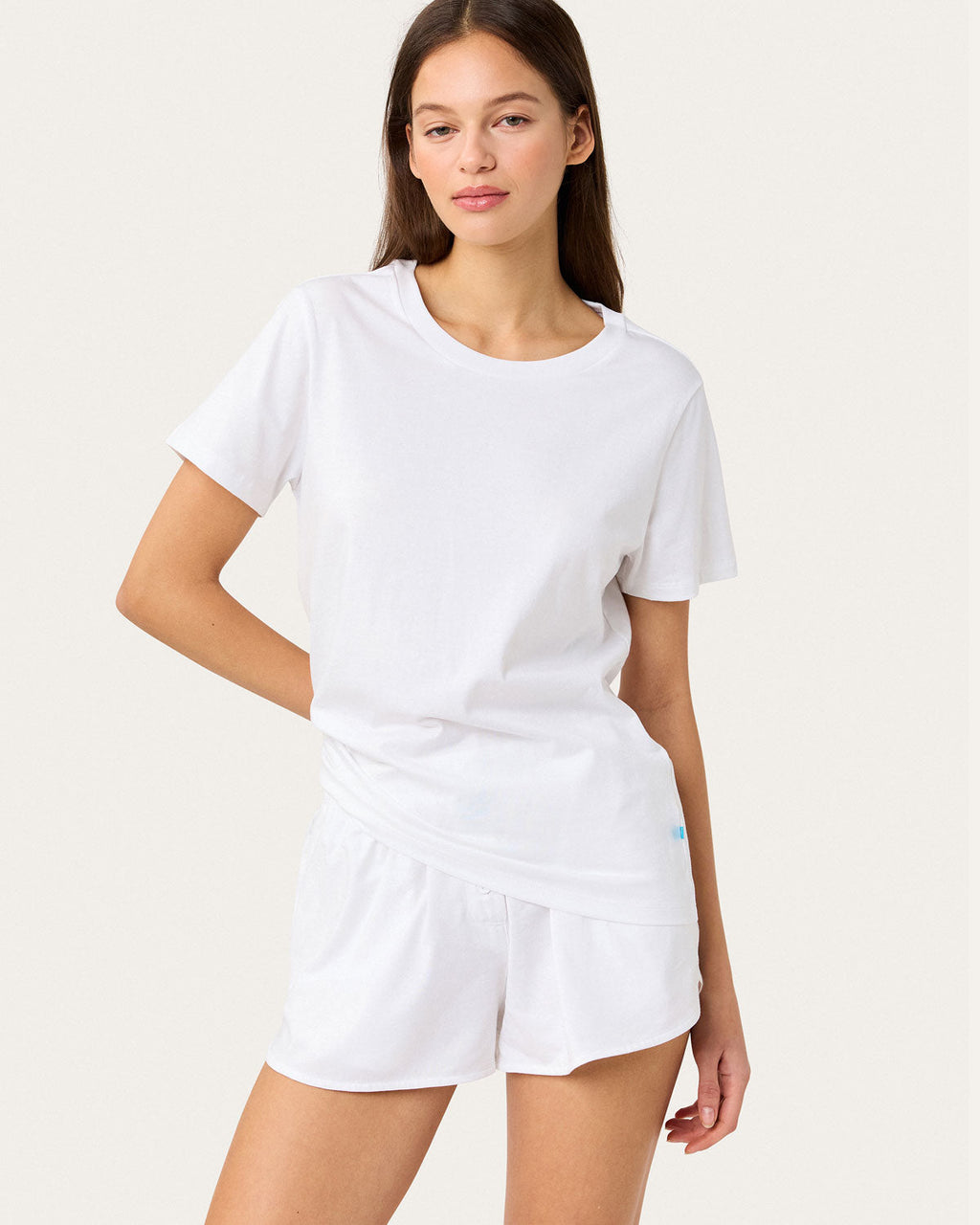 Mia Tee in Chalk